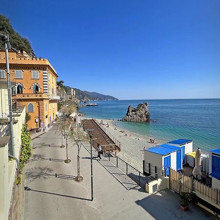 Hotel Meuble Agavi モンテロッソ・アル・マーレ エクステリア 写真