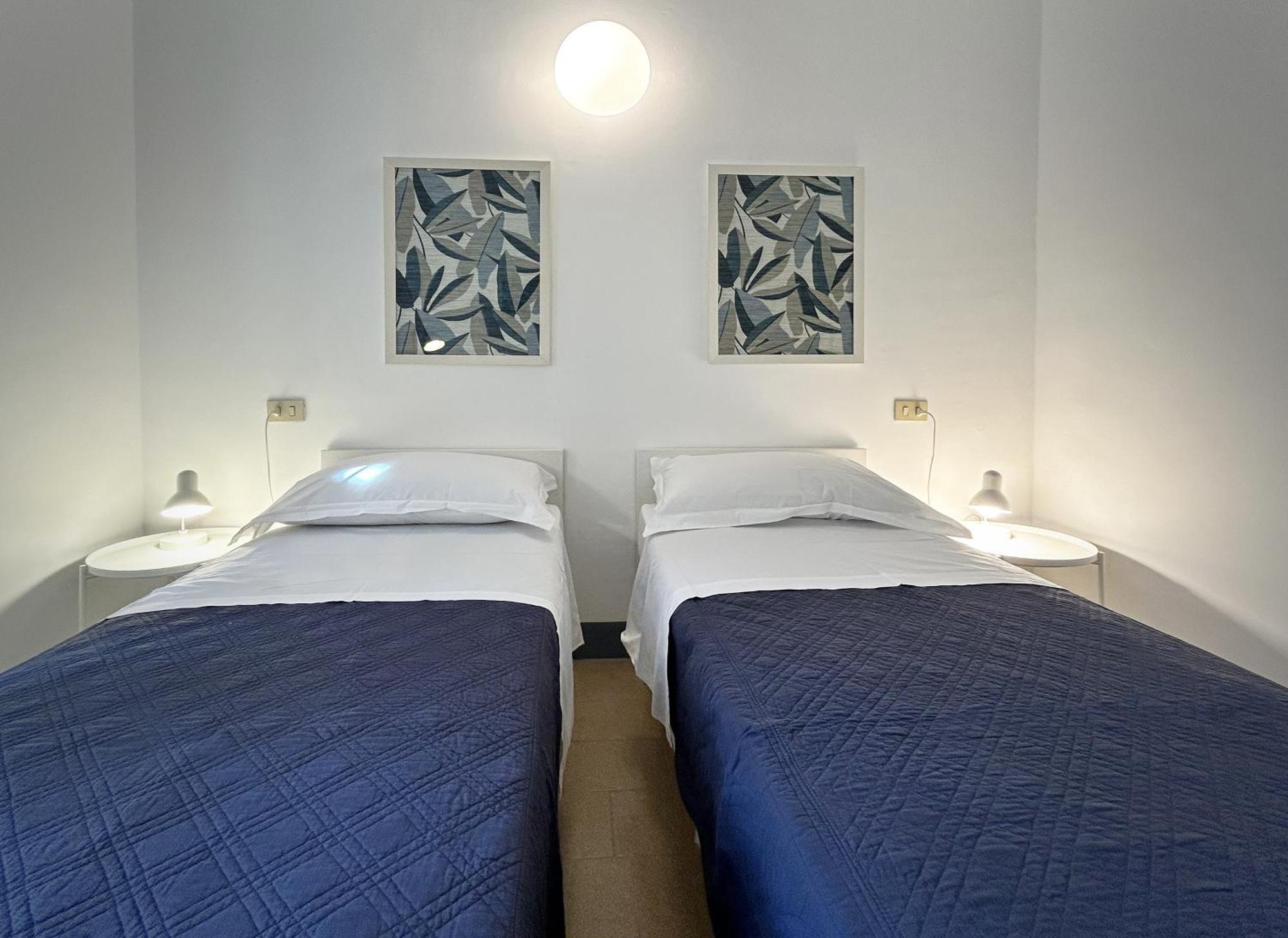Hotel Meuble Agavi モンテロッソ・アル・マーレ エクステリア 写真
