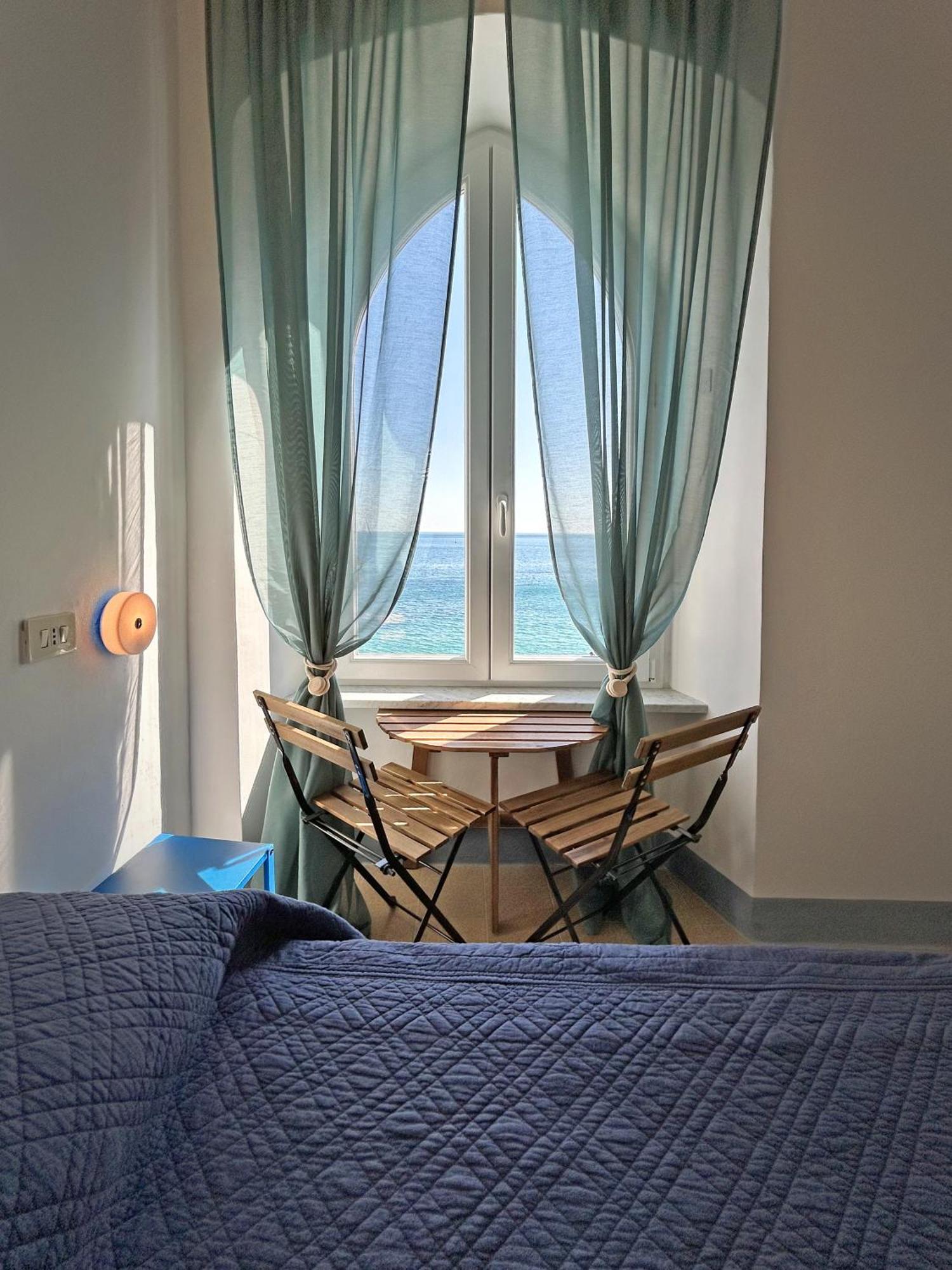 Hotel Meuble Agavi モンテロッソ・アル・マーレ エクステリア 写真