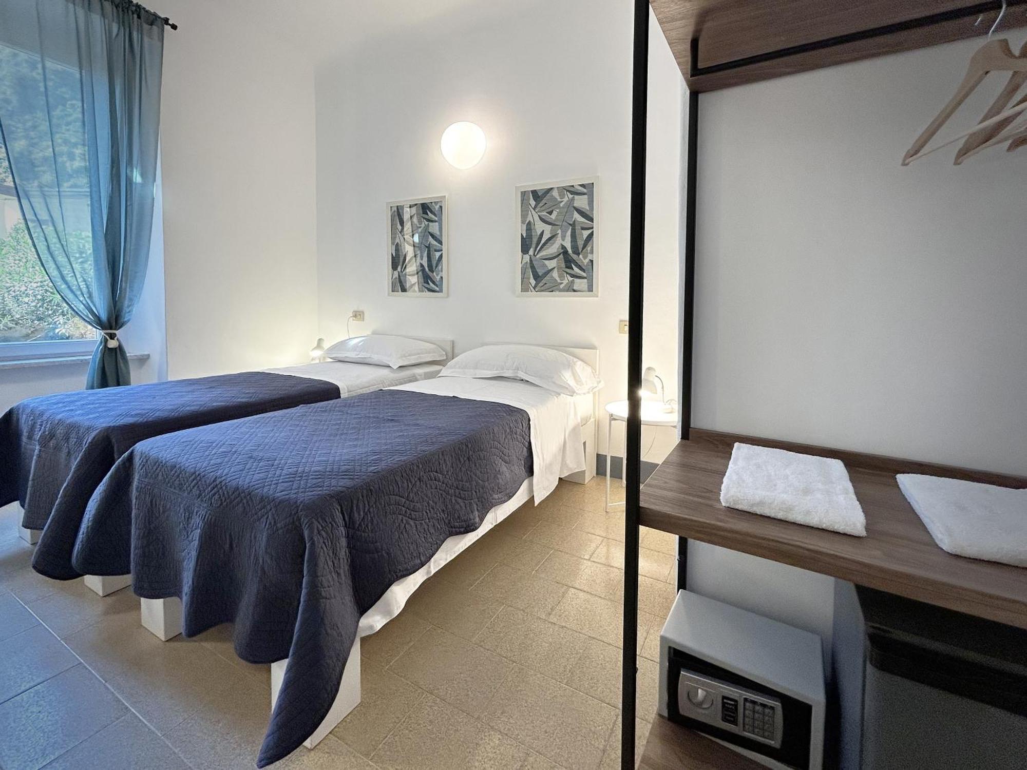 Hotel Meuble Agavi モンテロッソ・アル・マーレ エクステリア 写真